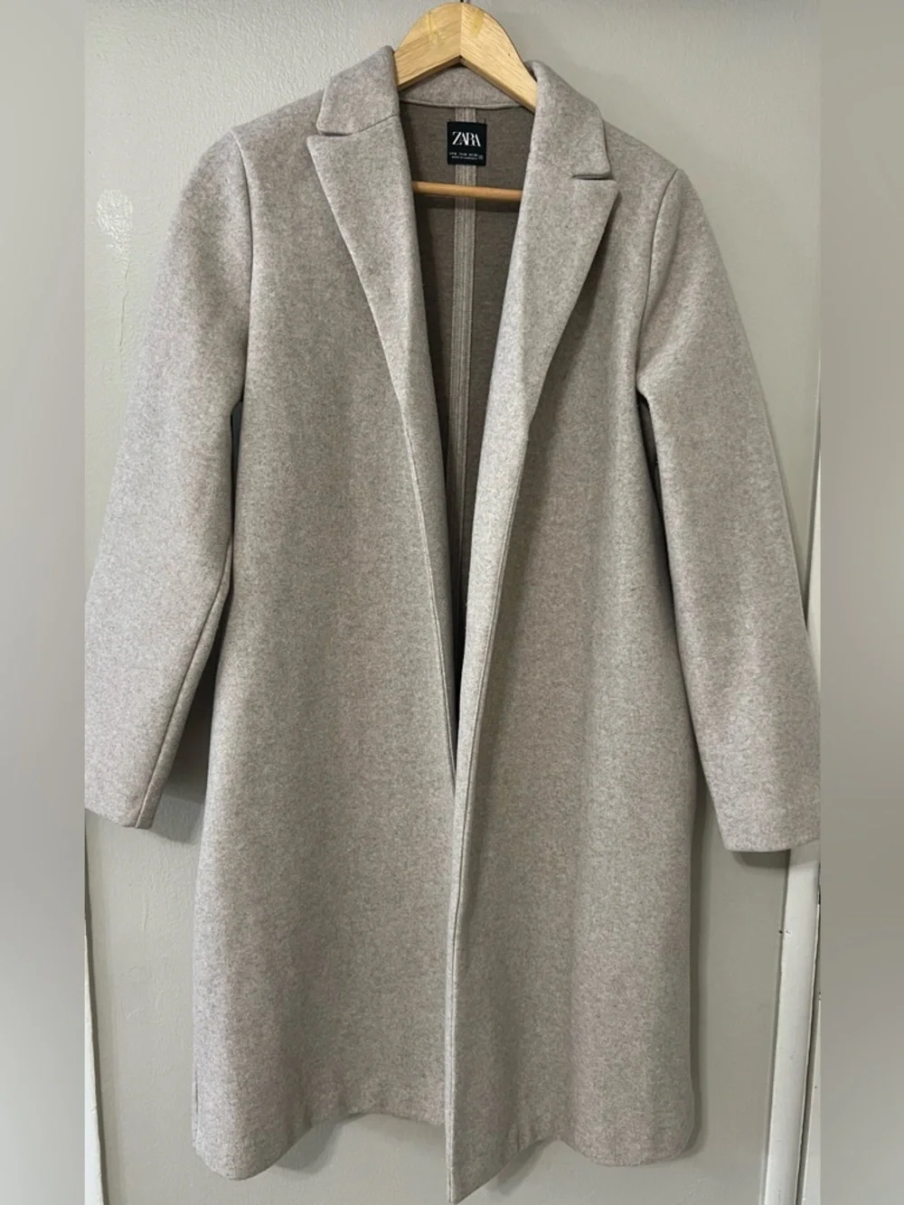 Zara Long Lapel Coat Oatmeal Beige Open Front Minimalist Coat Size M